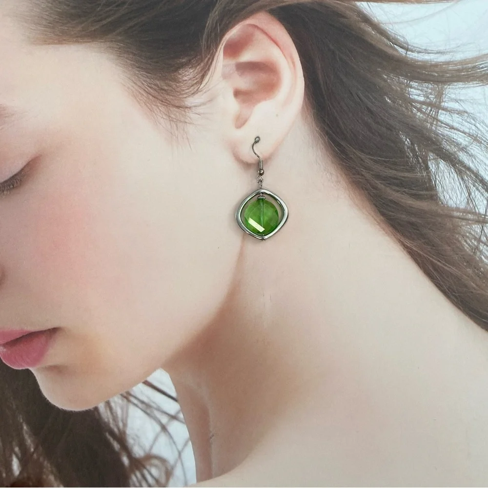 4/$15 Silver Diamond Drop Green Faceted Glass Beads Dangle Earrings